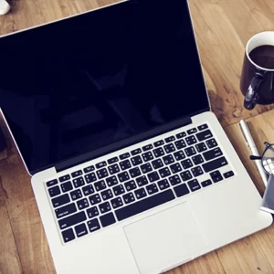 ordinateur-portable-de-bureau